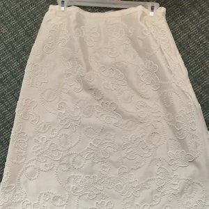 DANA BUCHMAN IVORY BEADED FLORAL DESIGN SKIRT A LINE SIZE 8
